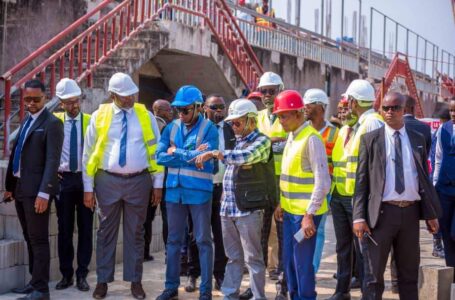 RDC: KONGO CENTRAL : LE GOUVERNEUR GUY BANDU RASSURE POUR LA FIN DES TRAVAUX DU STADE LUMUMBA EN 2023