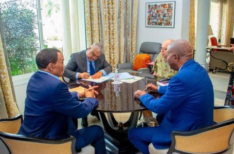 RDC : Revision Constitutionnelle les anciens premiers ministres  Kengo, Mabi Mulumba , Muzito et Samy Badibanga soutiennent la demarche