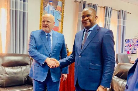 Kinshasa :  Dieudonné kamuleta Président du conseil supérieur de la magistrature a échangé avec le procureur de la CPI karim Khan
